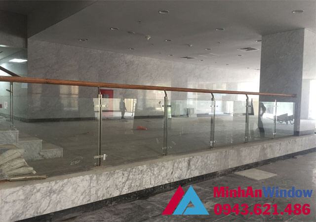 Mẫu vách kính cường lực đẹp 2019 Mẫu vách kính cường lực đẹp 2019