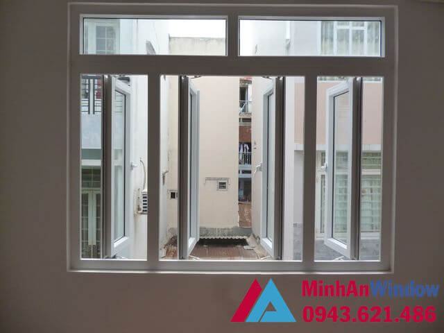 Cửa sổ kính cường lực mở gấp cao cấp cho các toàn nhà dân sinh Cửa sổ kính cường lực mở gấp cao cấp cho các toàn nhà dân sinh
