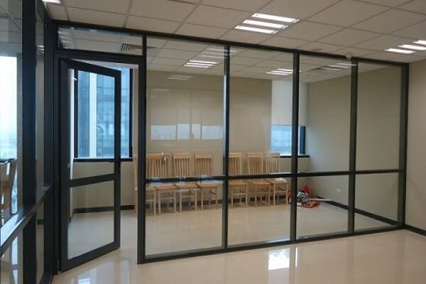 Cửa Trượt Kính Cường Lực: Cấu Tạo, Kích Thước Và Vật Liệu Cấu Thành 2 Cửa Trượt Kính Cường Lực: Cấu Tạo, Kích Thước Và Vật Liệu Cấu Thành 1