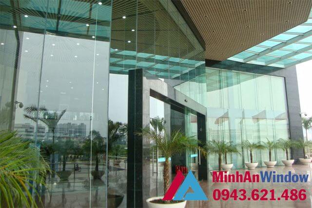 Vách kính khung nhôm trung tâm thương mại - minh an window đã thi công Vách kính khung nhôm trung tâm thương mại - Minh An Window đã thi công