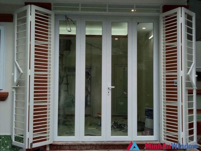 cửa đi nhôm việt pháp