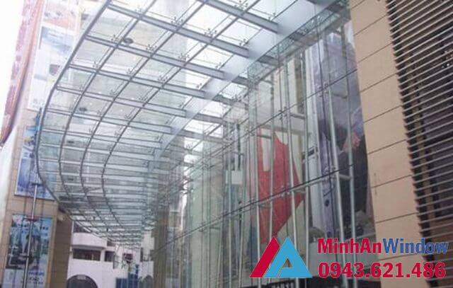 Mẫu mái kính cho tòa nhà sử dụng chân nhện nghệ thuật Mẫu mái kính cho tòa nhà sử dụng chân nhện nghệ thuật