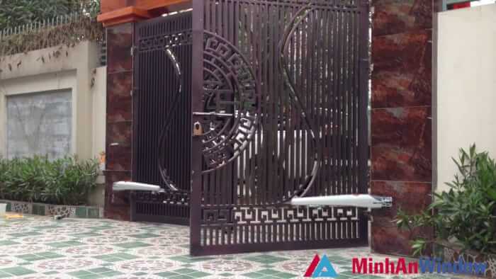 Cửa Cổng Tự Động Italia - Nhập Khẩu 100% Từ Italia 2 Cổng tự động tay đòn