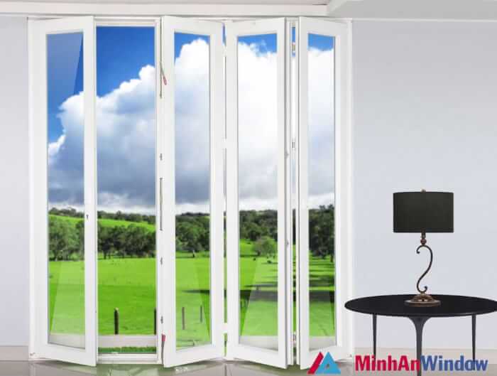 cửa kính cường lực xếp gấp