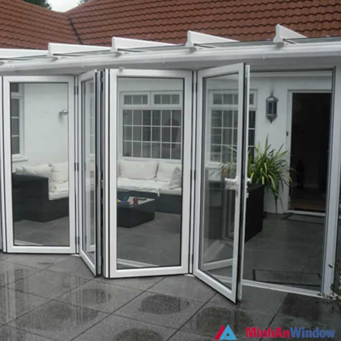 Giới Thiệu Mẫu Cửa Kính Xếp Gấp 3 cửa kính xếp gấp