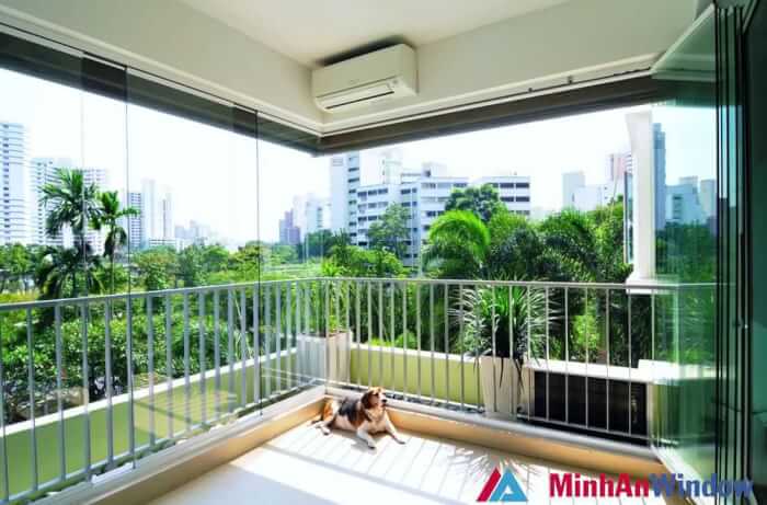 Giới Thiệu Mẫu Cửa Kính Xếp Gấp 1 cửa kính xếp gấp