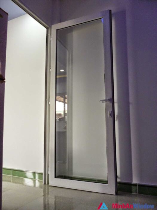 Mẫu cửa nhôm 1 cánh đẹp 2 mẫu cửa nhôm 1 cánh đẹp