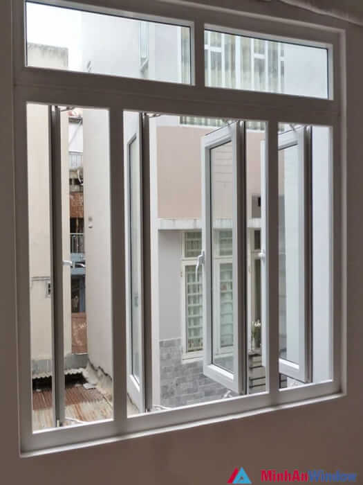 Mẫu cửa sổ nhôm kính 4 cánh