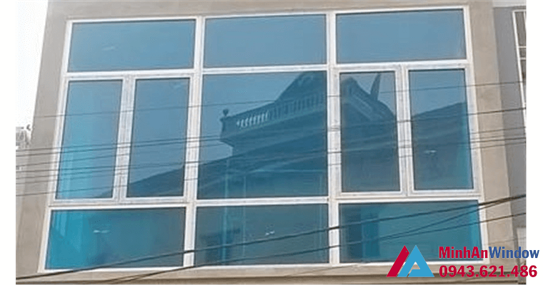 Cua Nhom Viet Phap He Cua Di Cua So 4400 1