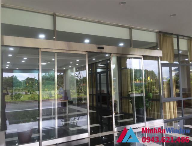 Cửa tự động được sử dụng nhiều tại khu chung cư Bao Gia Cua Tu Dong
