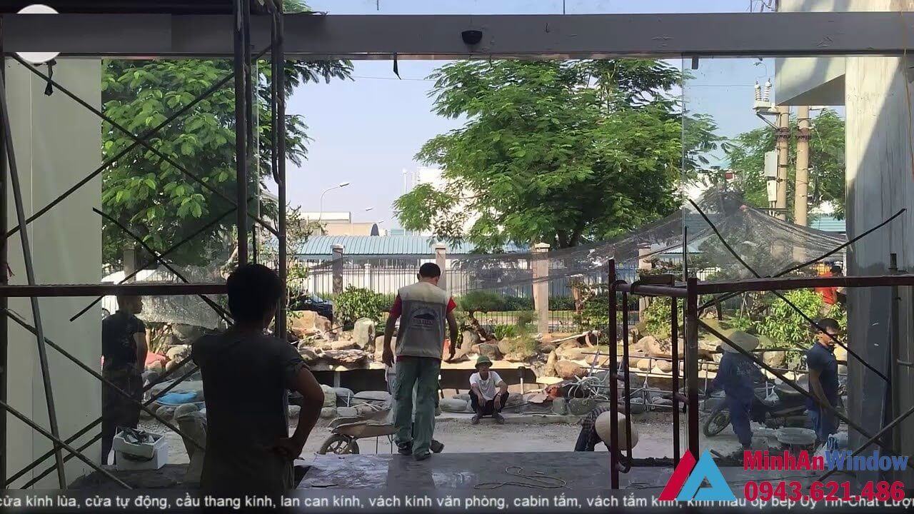 Thi Cong Cua Tu Dong Khu Cong Nghiep Bac Ninh