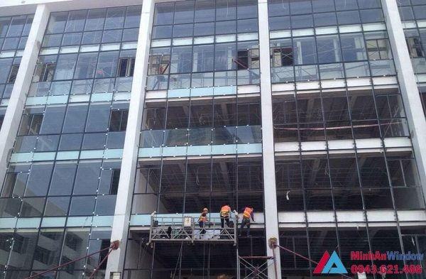 thi công kính cường lực tại quảng ninh Kinh Cuong Luc