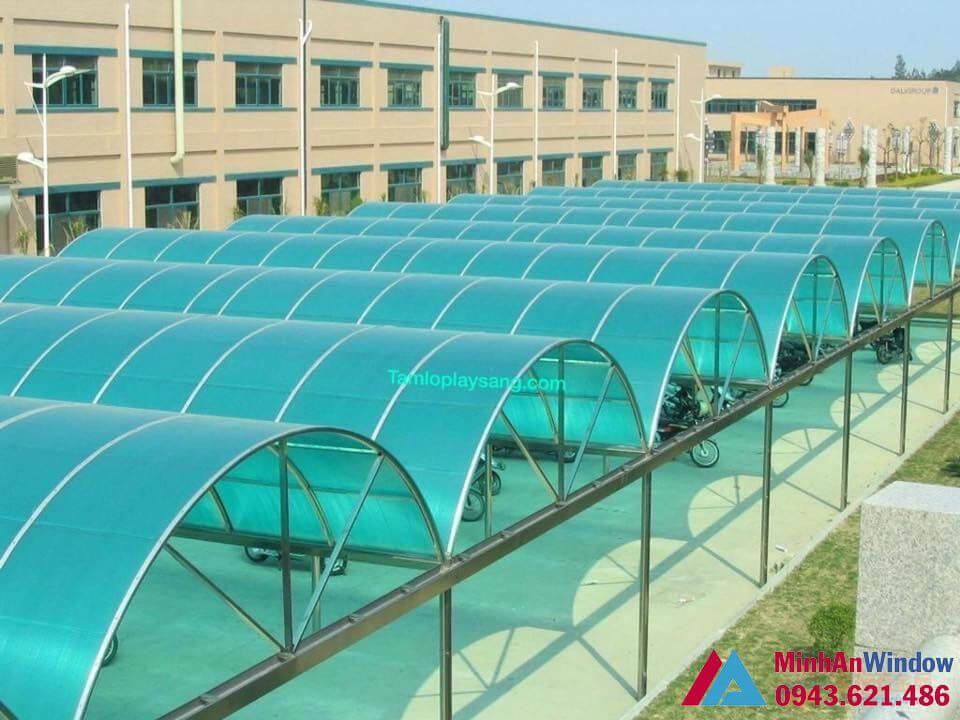 mái nhà để trông xe khung inox nhựa rỗng màu xanh lá uốn vòm mái nhà để trông xe khung inox nhựa rỗng màu xanh lá uốn vòm