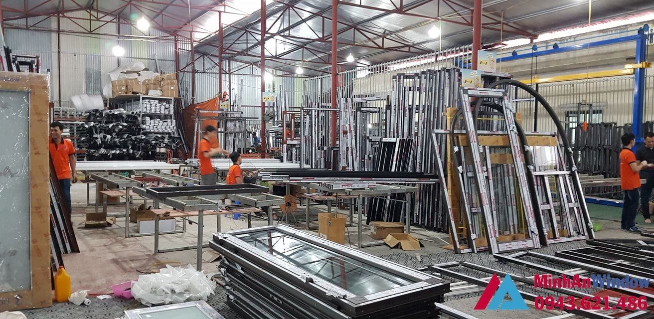 Xưởng gia công chế tác sản phẩm của công ty MinhAn Xuong San Xuat Nhom Kinh 01