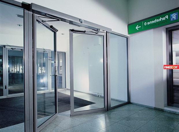 Thi Công Lắp Đặt Cửa Tự Động Tại Thanh Oai 2 Cua Tu Dong Tai Dan Phuong1