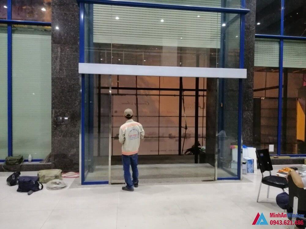 Thi Công Lắp Đặt Cửa Tự Động Tại Hoài Đức Công Nghệ Hiện Đại 1 Cua Tu Dong Tai Hoai Duc