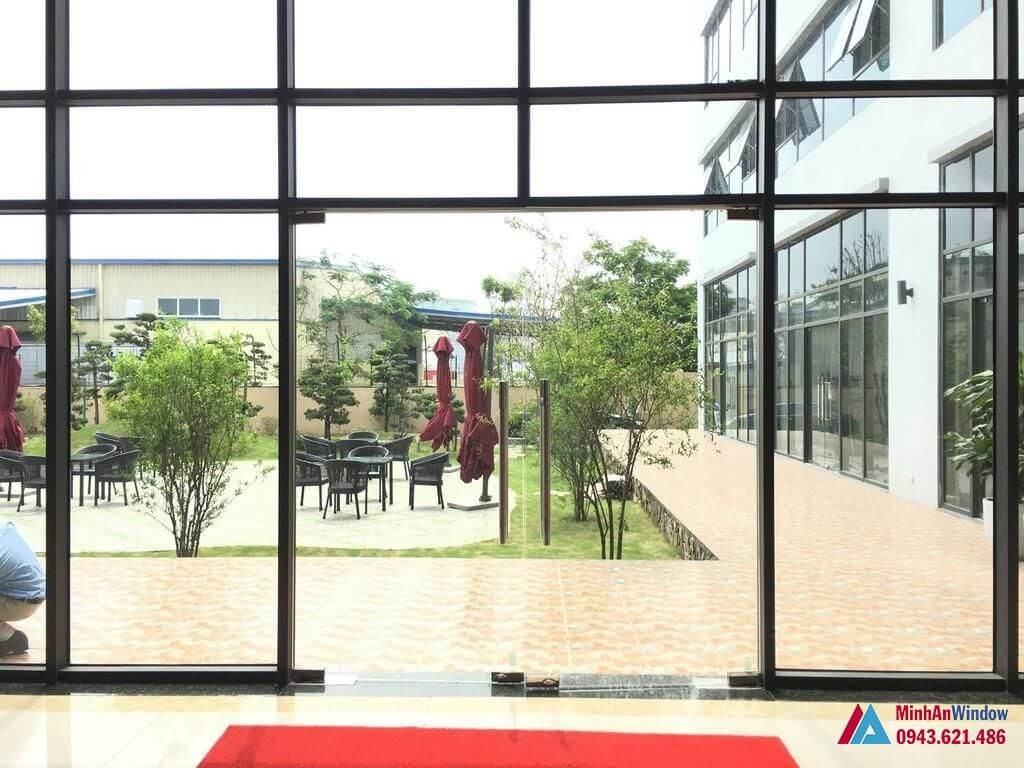 Thi Công Lắp Đặt Cửa Kính Cường Lực Tại Thạch Thất 2 Cua Kinh Cuong Luc2