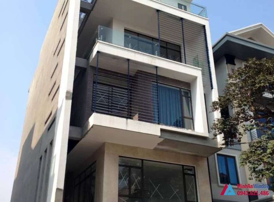 Thi Công Lắp Đặt Cửa Kính Cường Lực Tại Thạch Thất 4 Cua Kinh Cuong Luc4