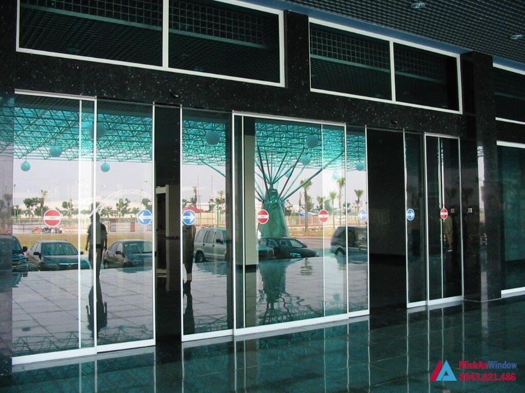 Thi Công Lắp Đặt Cửa Tự Động Tại Cầu Giấy 4 Cua Tu Dong Tai Cau Giay3