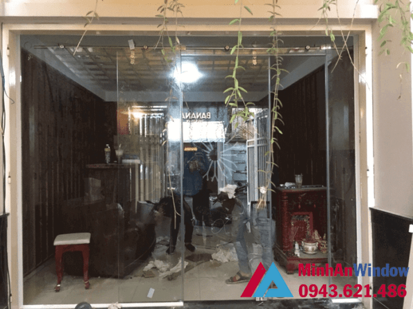 Thi Công Lắp Đặt Cửa Kính Cường Lực Tại Sơn La 1 Cua Kinh Cuong Luc Phong Khach Gia Re 1