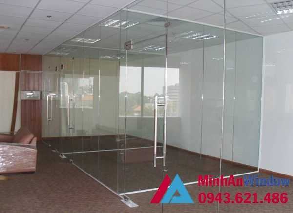 Tìm Hiểu Chi Tiết Vách Kính Cường Lực Ngăn Phòng 1 Mau Vach Kinh Cuong Luc Dep 11 Optimized