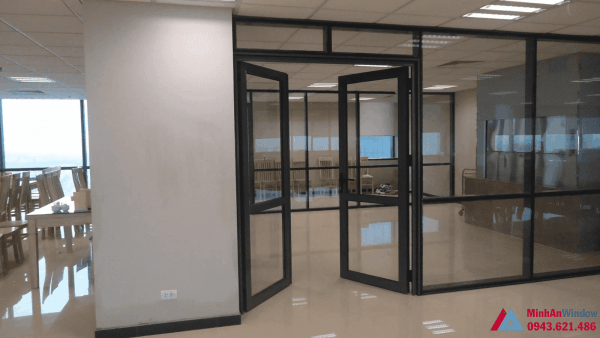7 Mẫu Cửa Kính Khung Sắt Sơn Tĩnh Điện Đẹp Cho Các Công Trình 2 Cua Kinh Cuong Luc Khung Sat 01 Optimized
