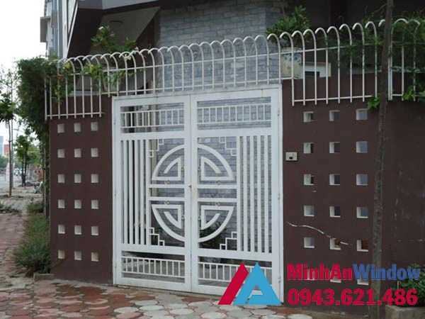 Lắp Đặt Các Mẫu Cửa Khung Sắt Bịt Tôn 1 Mau Cua Cong Sat Dep Don Gian Hien Dai 10 Optimized