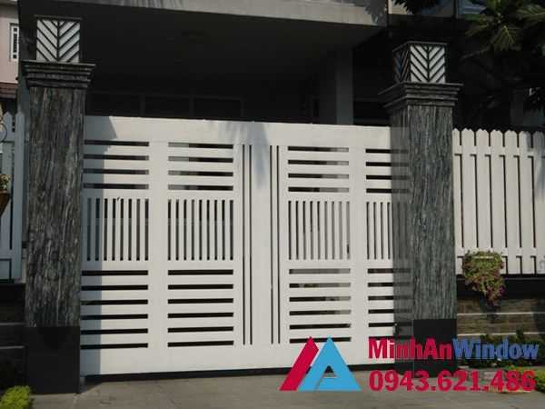 9 Mẫu Cửa Cổng Sắt 2 Cánh Được Quan Tâm Nhất 3 Mau Cua Cong Sat Dep Don Gian Hien Dai 18 Optimized