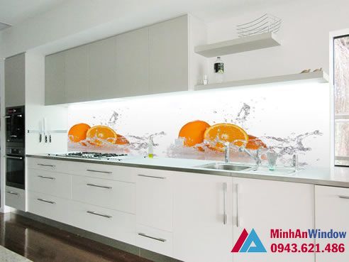Một mẫu tranh kính cường lực cho nhà bếp mang lại cảm giác tươi mát cho nhà bếp Một mẫu tranh kính cường lực cho nhà bếp mang lại cảm giác tươi mát cho nhà bếp