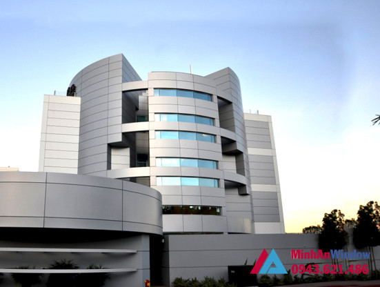 Tấm nhôm Aluminium cao cấp mang lại sự đẳng cấp và hiện đại cho các tòa nhà Tấm nhôm Aluminium cao cấp mang lại sự đẳng cấp và hiện đại cho các tòa nhà
