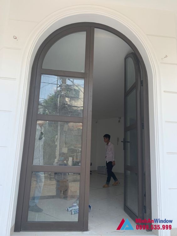 Mẫu cửa nhôm xingfa uốn vòm cong đẹp nhất hiện nay 9 Mẫu Cửa Nhôm Xingfa Uốn Vòm Cong Đẹp Nhất Hiện Nay 6