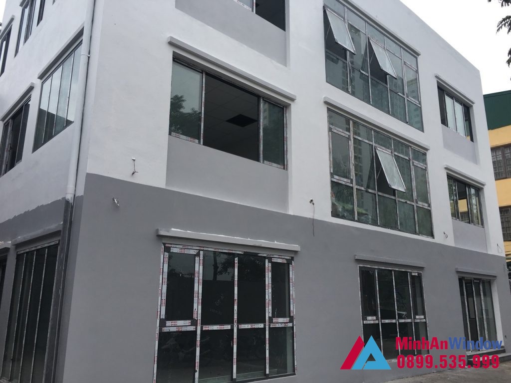 Mẫu cửa nhôm xingfa màu đen mới nhất 2021 12 Mẫu Cửa Nhôm Xingfa Màu Đen Mới Nhất 2021 12