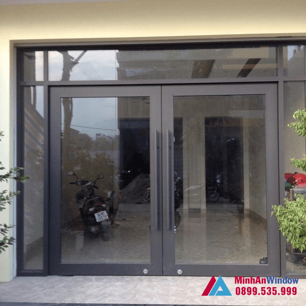Cửa nhôm kính mở quay cao cấp chất lượng - minh an window đã thi công Cửa nhôm kính mở quay cao cấp chất lượng - Minh An Window đã thi công