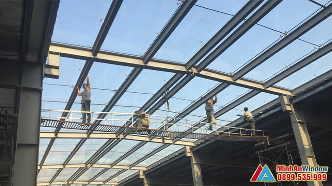 Minh An Window thi công, lắp đặt mái kính tại KCN Bắc Ninh Minh An Window thi công, lắp đặt mái kính tại KCN Bắc Ninh