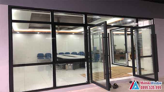 Cửa nhôm kính kết hợp với vách kính cho các văn phòng tại đan phượng - minh an window đã thi công Cửa Nhôm Kính Kết Hợp Với Vách Kính Cho Các Văn Phòng Tại Đan Phượng - Minh An Window Đã Thi Công
