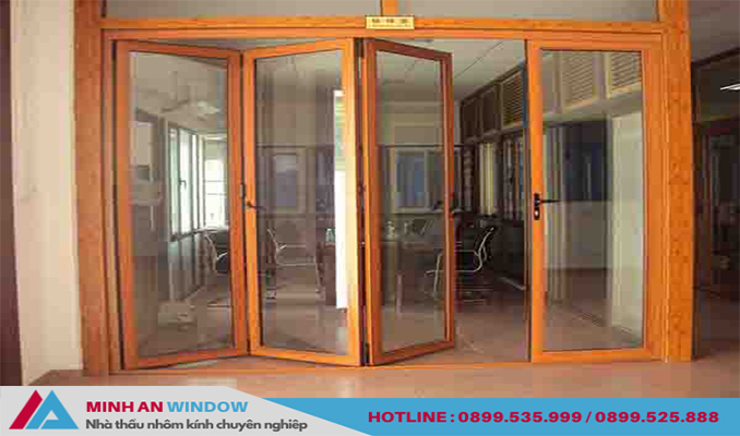 Mẫu Cửa nhôm Việt Pháp vân gỗ cao Minh An Window cung cấp và lắp đặt