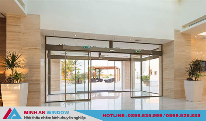 Mẫu Cửa tự động khung inox trượt 2 cánh đẹp cho các chung cư tại Hà Nội - Minh An Window đã lắp đặt