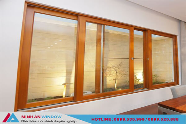Mẫu Cửa sổ lùa nhôm kính vân gỗ - Minh An Window lắp đặt cho nhà biệt thự
