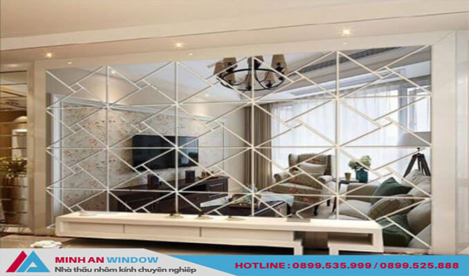 Mẫu Gương ghép dán tường cho phòng khách san trọng - Minh An Window đã thi công 2021