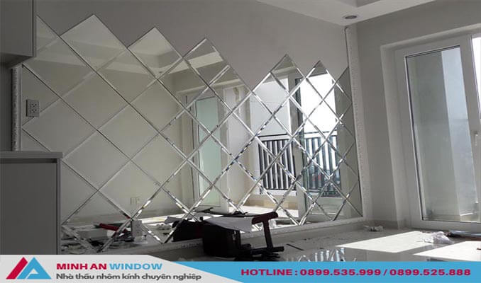 Mẫu Gương ghép dán tường cao cấp chất lượng phổ biến 2021 - Minh An Window đã thi công