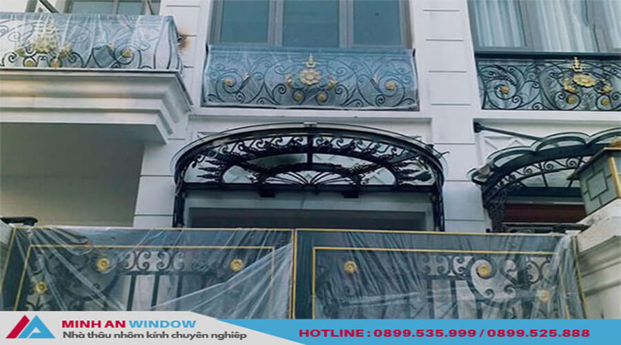 Công trình lắp đặt Mái kính, mái hiên cho các biệt thự liền kề tại Hà Nội - Minh An Window đã thi công