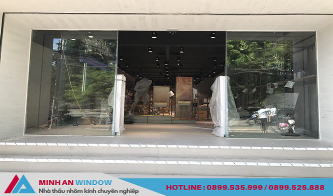 Minh An Window lắp đặt Cửa kính tự động cho các cửa hàng tại Hà Nội
