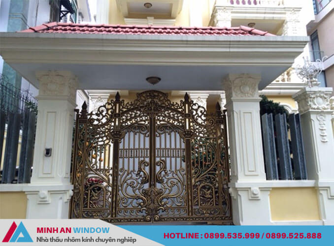 Mẫu cửa cổng sắt - Minh An Window thiết kế và lắp đặt cho nhà biệt thự cao cấp