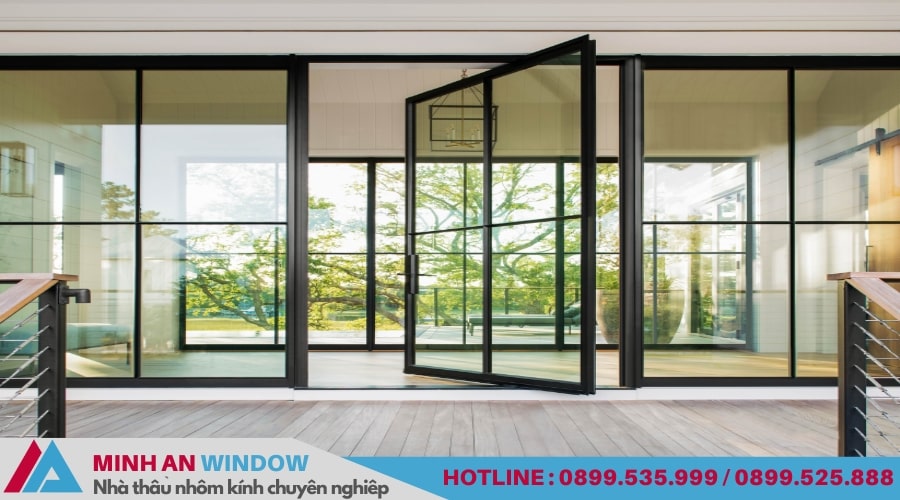 Mẫu cửa kính cường lực khung sắt sơn tĩnh điện - Mẫu số 08