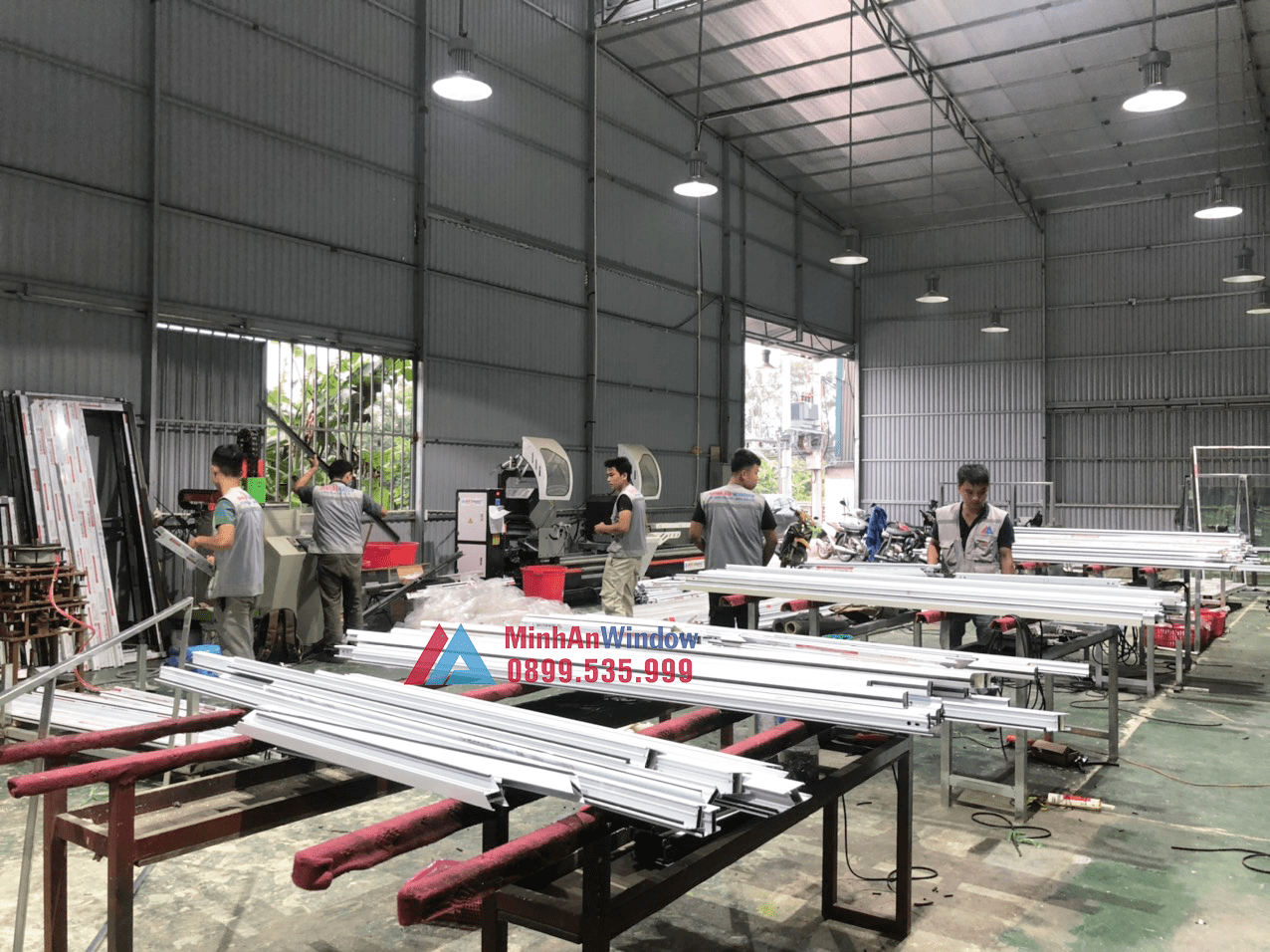 Minh An Window chuyên sản xuất cửa nhôm kính nhà xưởng