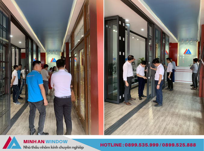 Đến với showroom MinhanWindow khách hàng được tư vấn và trải nghiệm thực tế các sản phẩm cửa nhôm cao cấp Xingfa