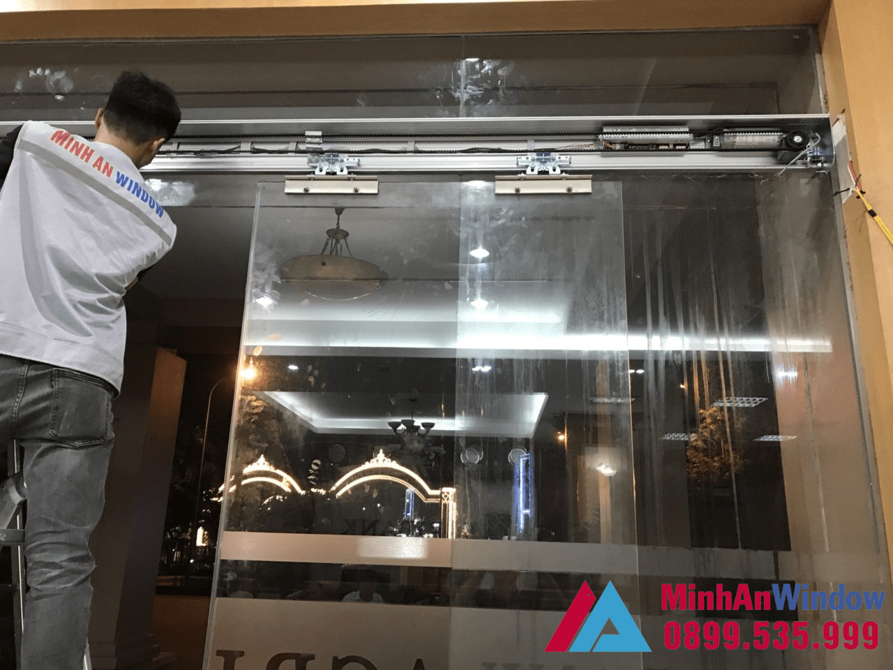 Báo giá thi công lắp đặt cửa tự động kast chính hãng 7 Báo Giá Thi Công Lắp Đặt Cửa Tự Động Kast Chính Hãng 7