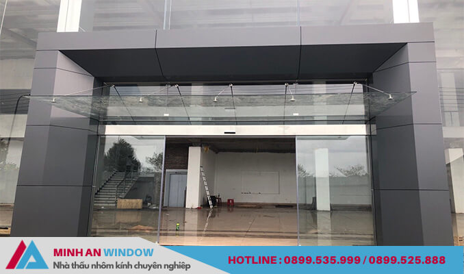 Mẫu cửa tự động Minh An Window lắp cho sảnh văn phòng công ty tại Thanh Hóa Mẫu cửa tự động Minh An Window lắp cho sảnh văn phòng công ty tại Thanh Hóa