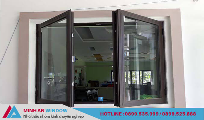 Mẫu cửa nhôm Xingfa hai cánh sử dụng phụ kiện cao cấp do Minh An Window lắp đặt