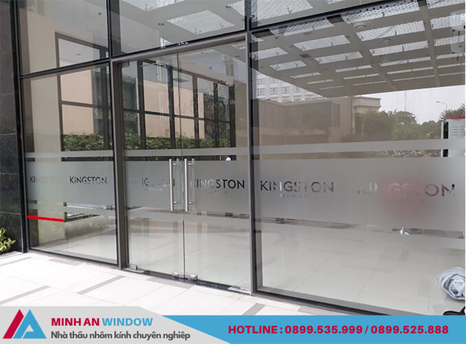 Minh An Window lắp đặt cửa vách kính cường lực cho công ty tại quận Đống Đa (Hà Nội)